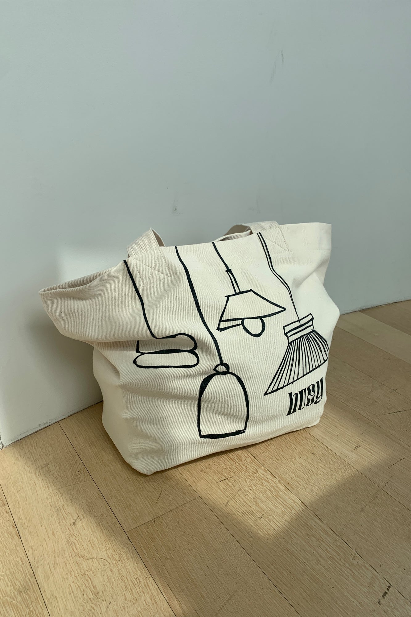 Outline Jumbo Tote