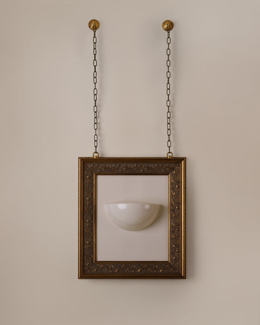 Clea Sconce