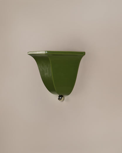 Maeve Sconce