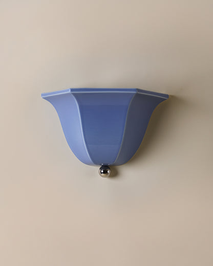 Maeve Sconce