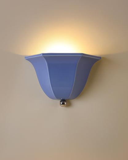 Maeve Sconce