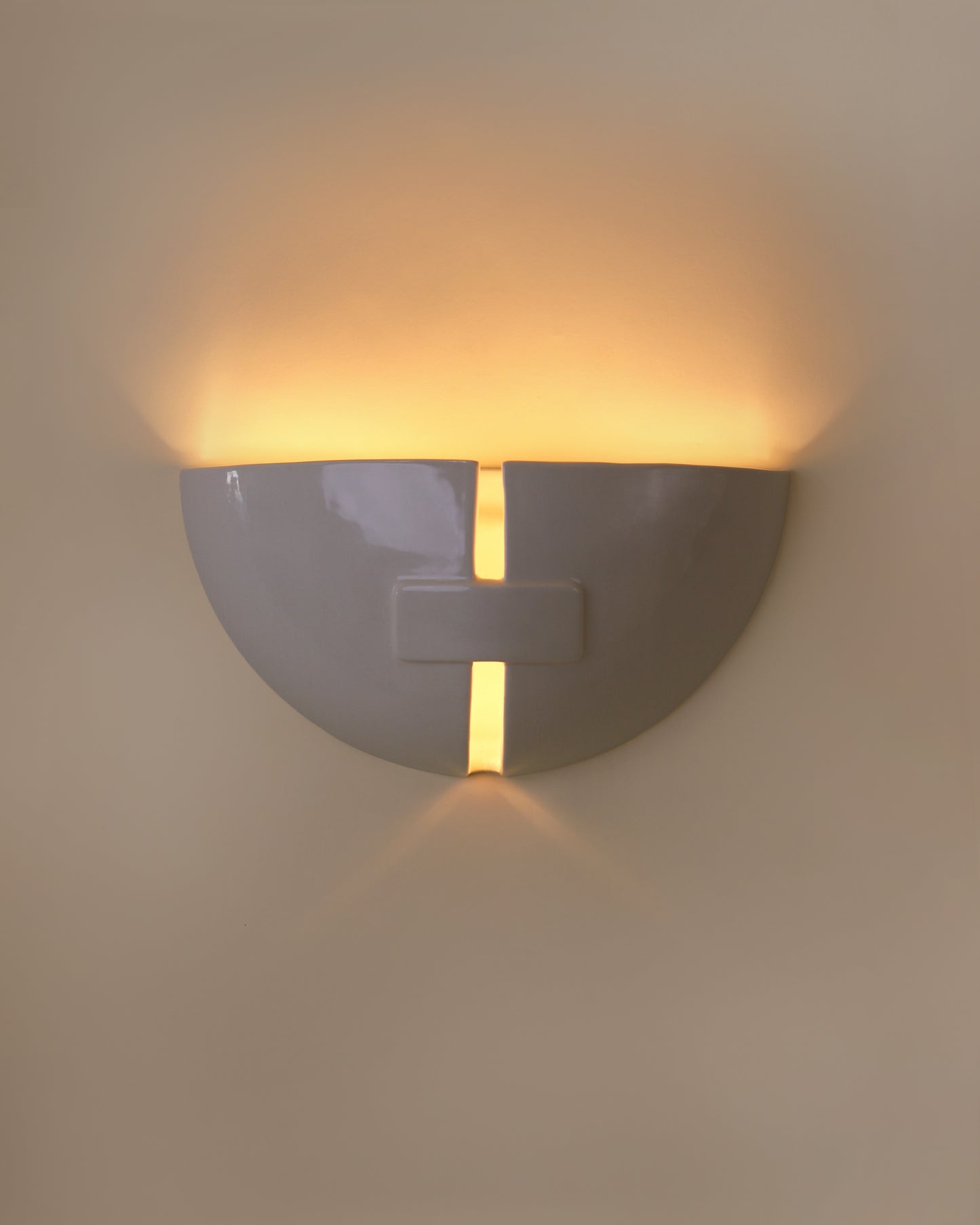 Clara Sconce