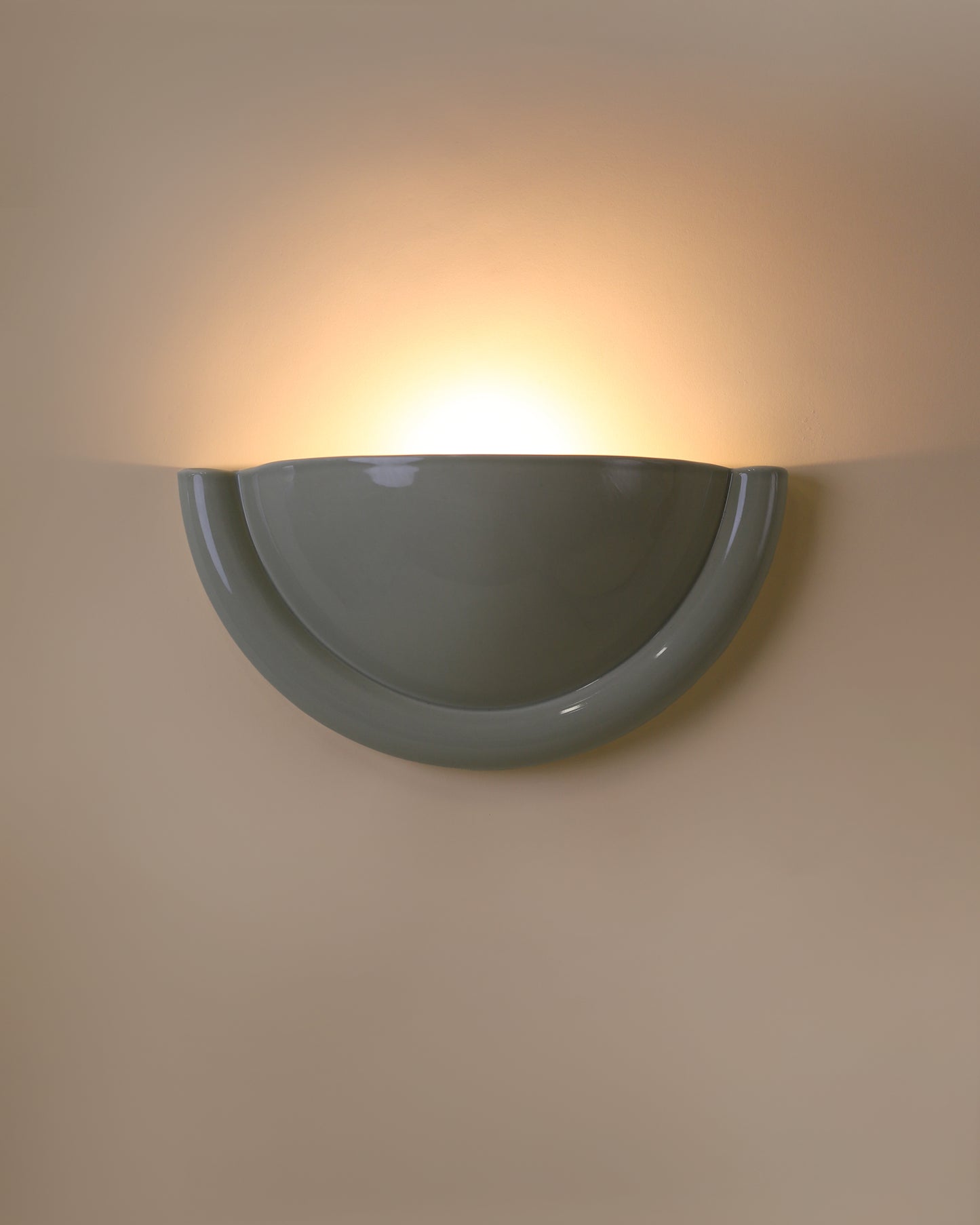 Ines Sconce