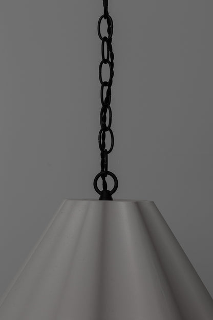 Margaux Pendant with black chain -black
