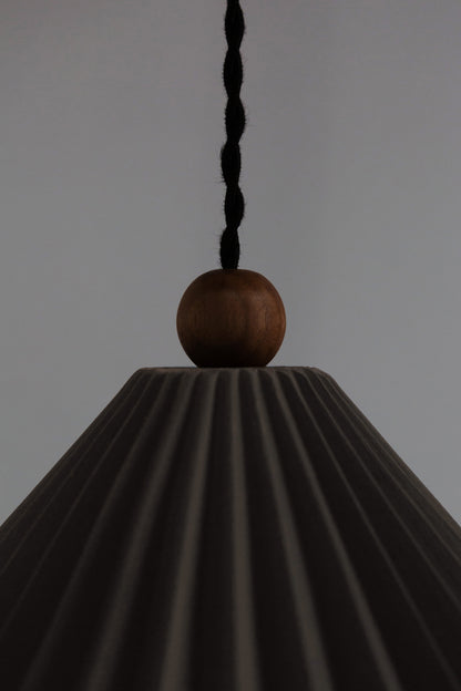 Prairie Pendant in chocolate -chocolate
