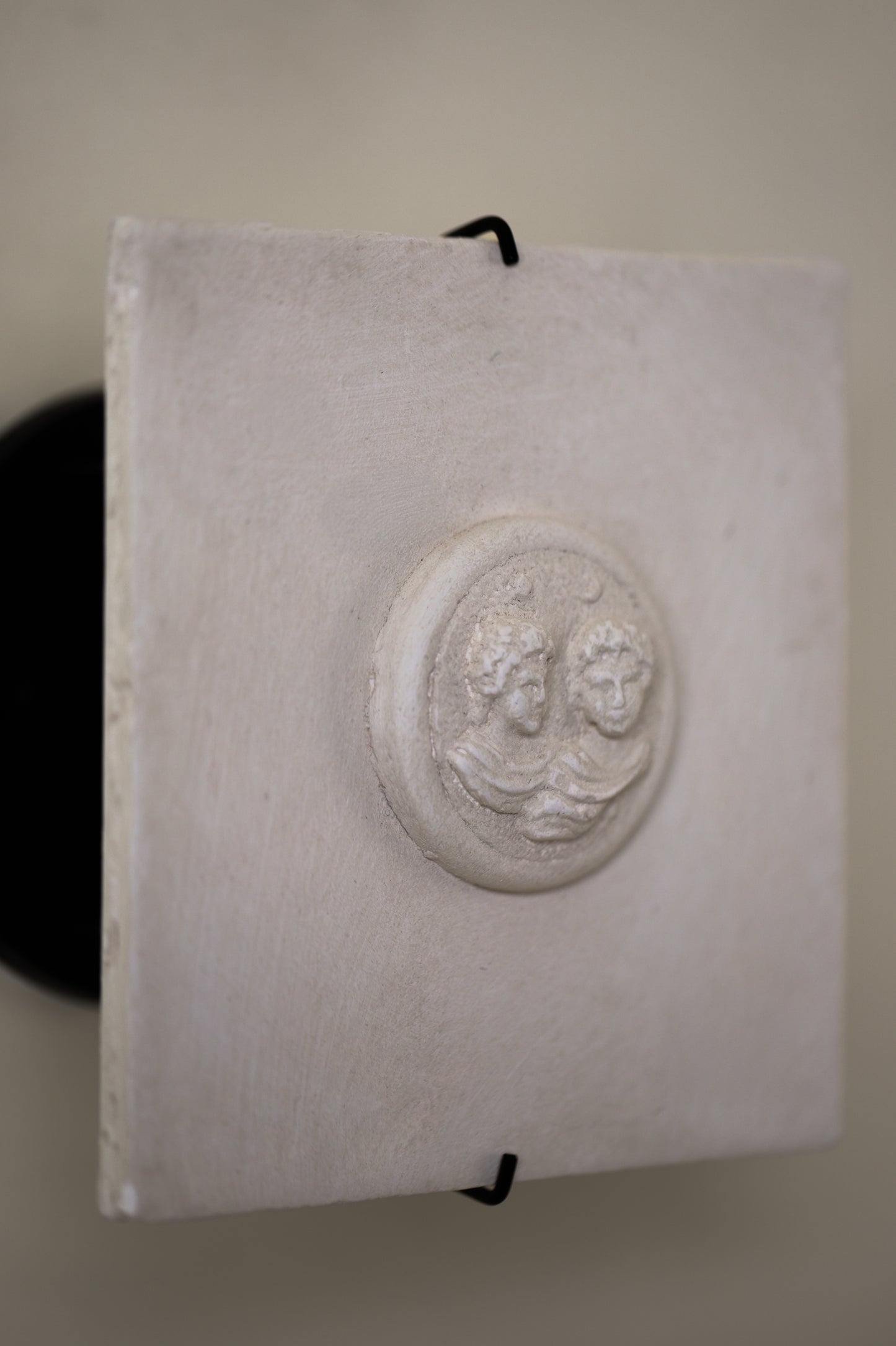 Elio Sconce