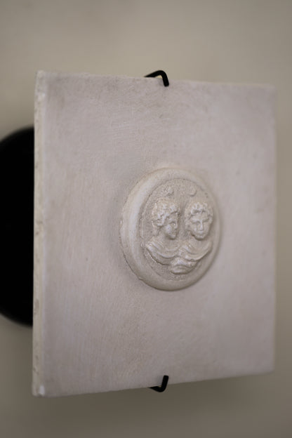 Elio Sconce
