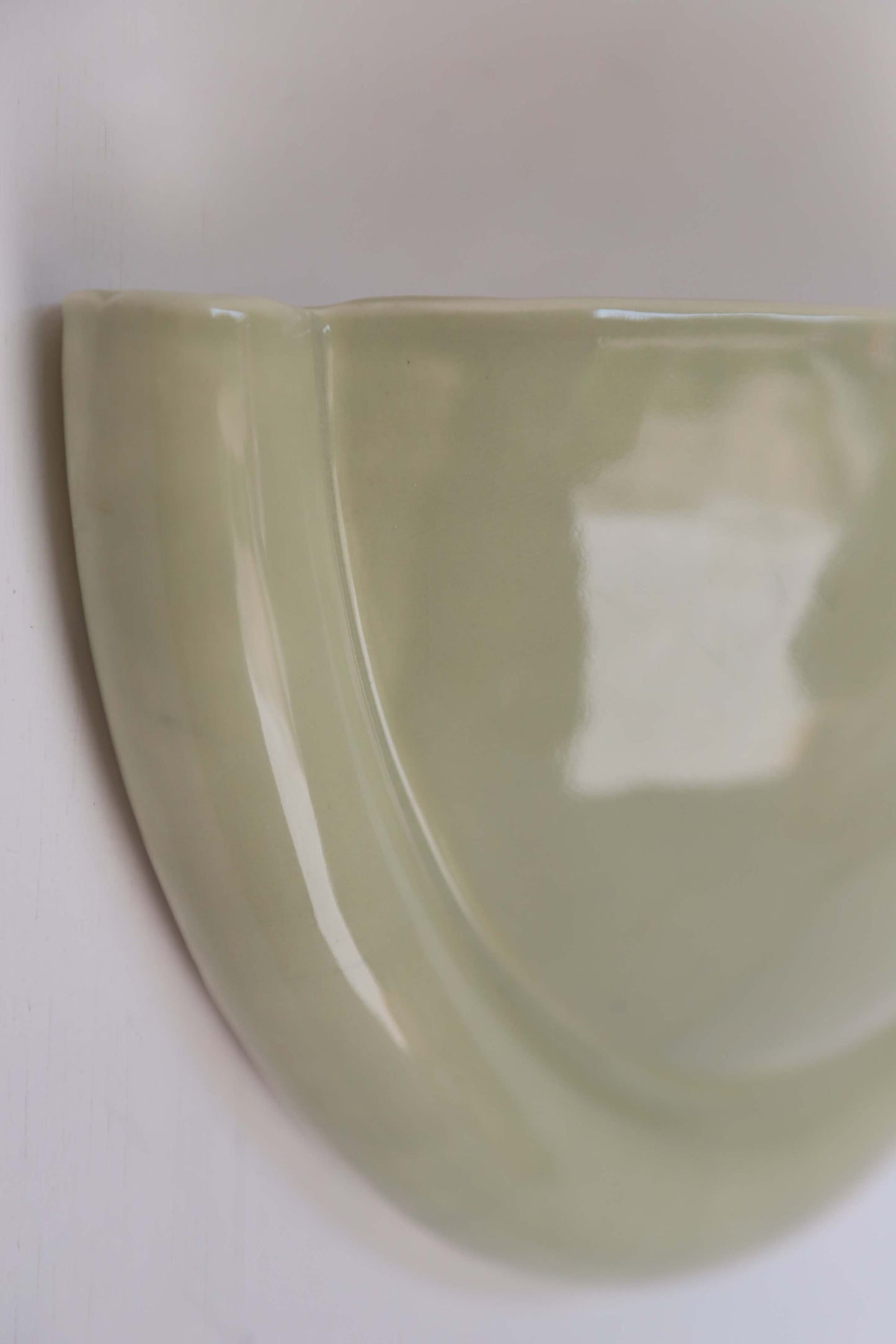 Ines Sconce in Pistachio -pistachio