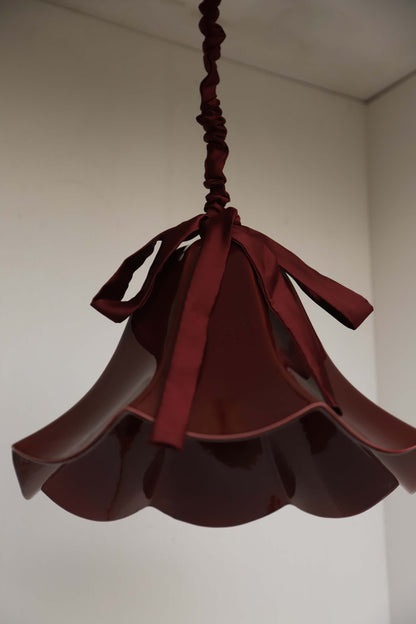 Jean Pendant in Garnet -garnet