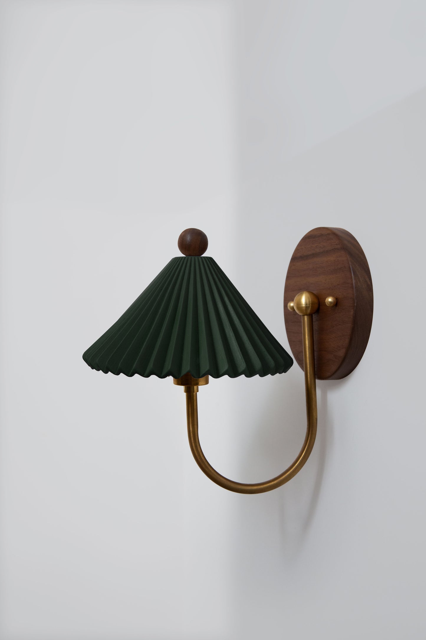 Prairie Sconce in moss -moss