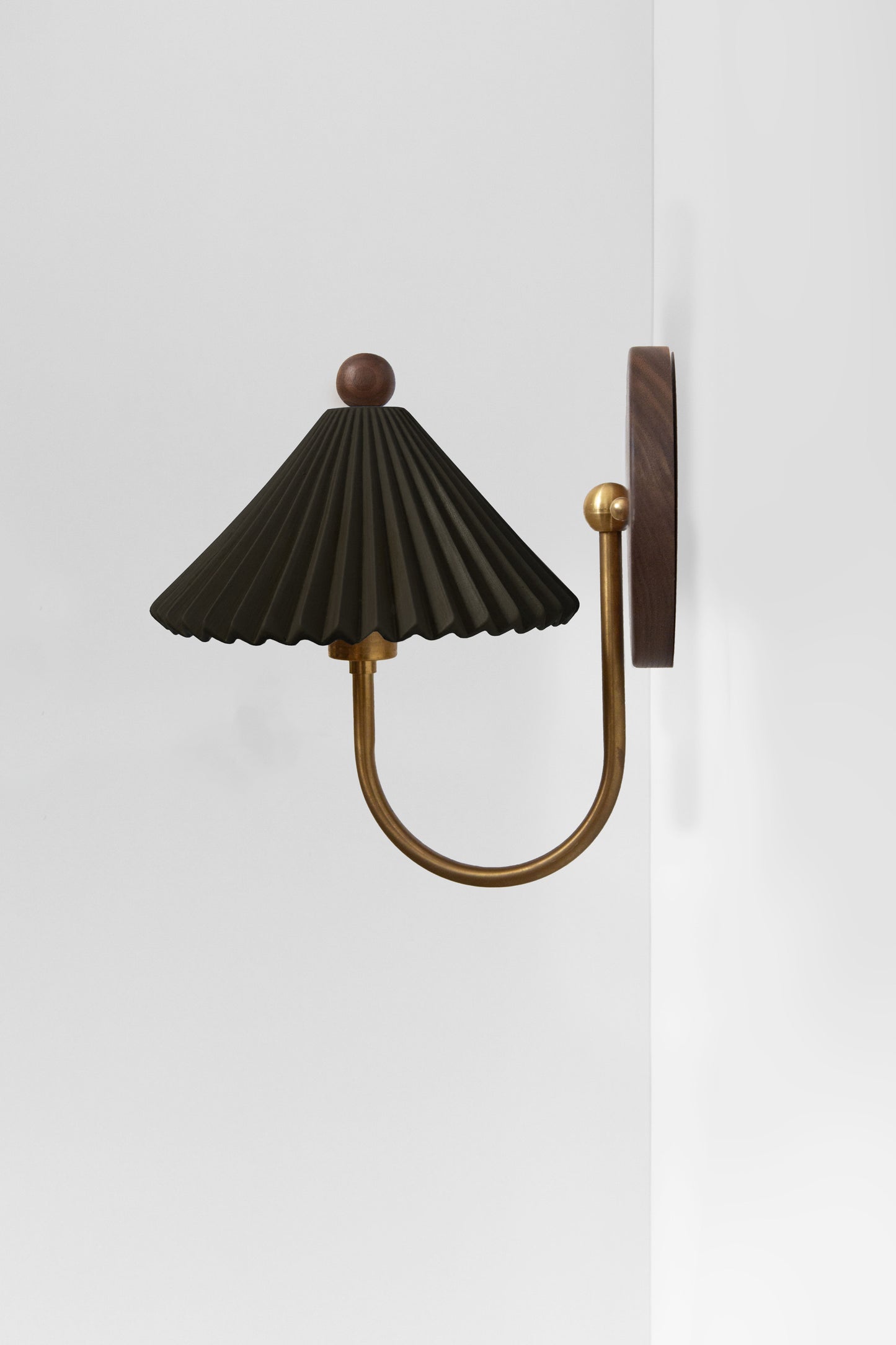 Prairie Sconce in chocolate -chocolate