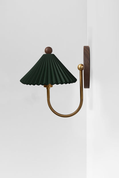 Prairie Sconce in moss -moss