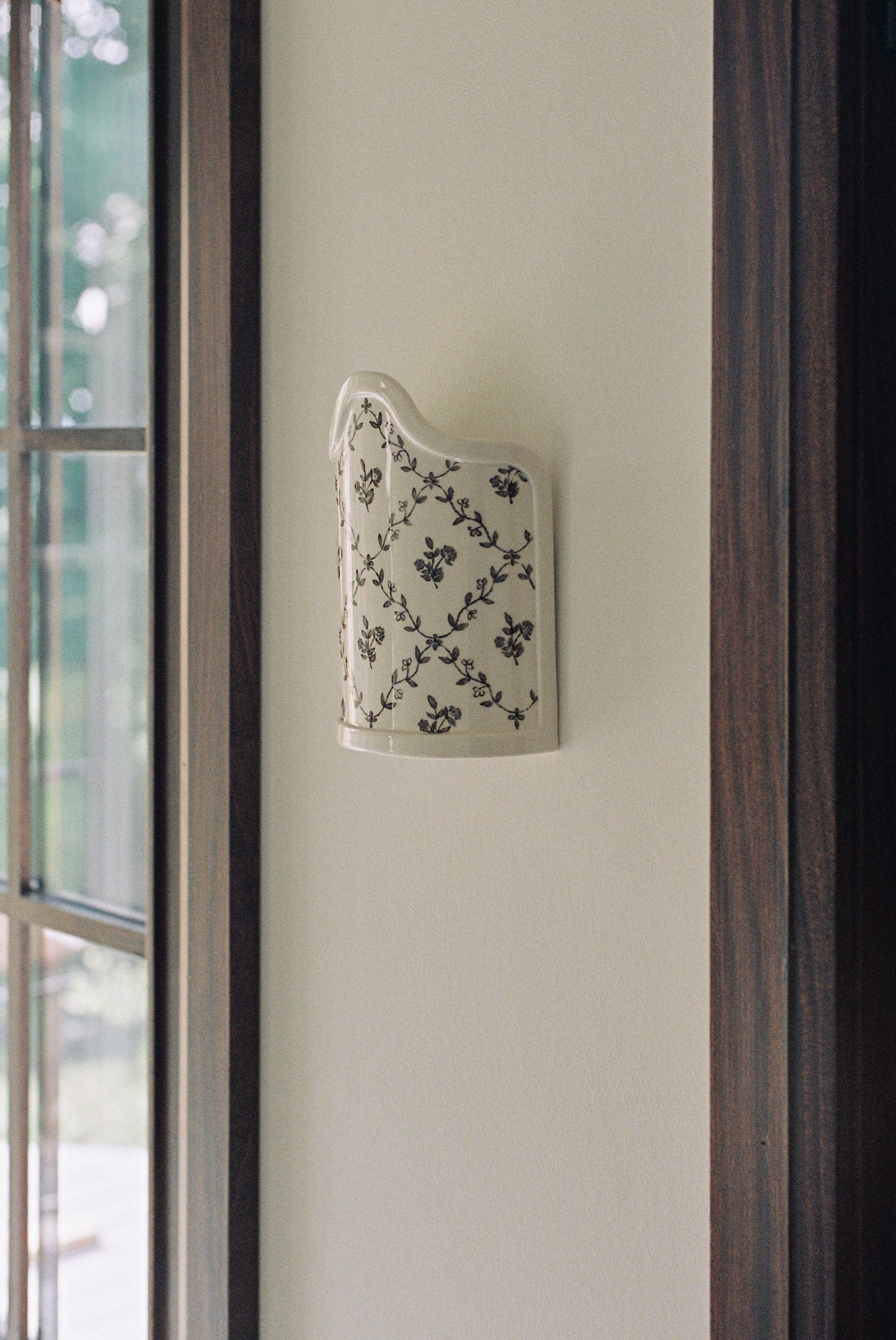 Windermere Sconce