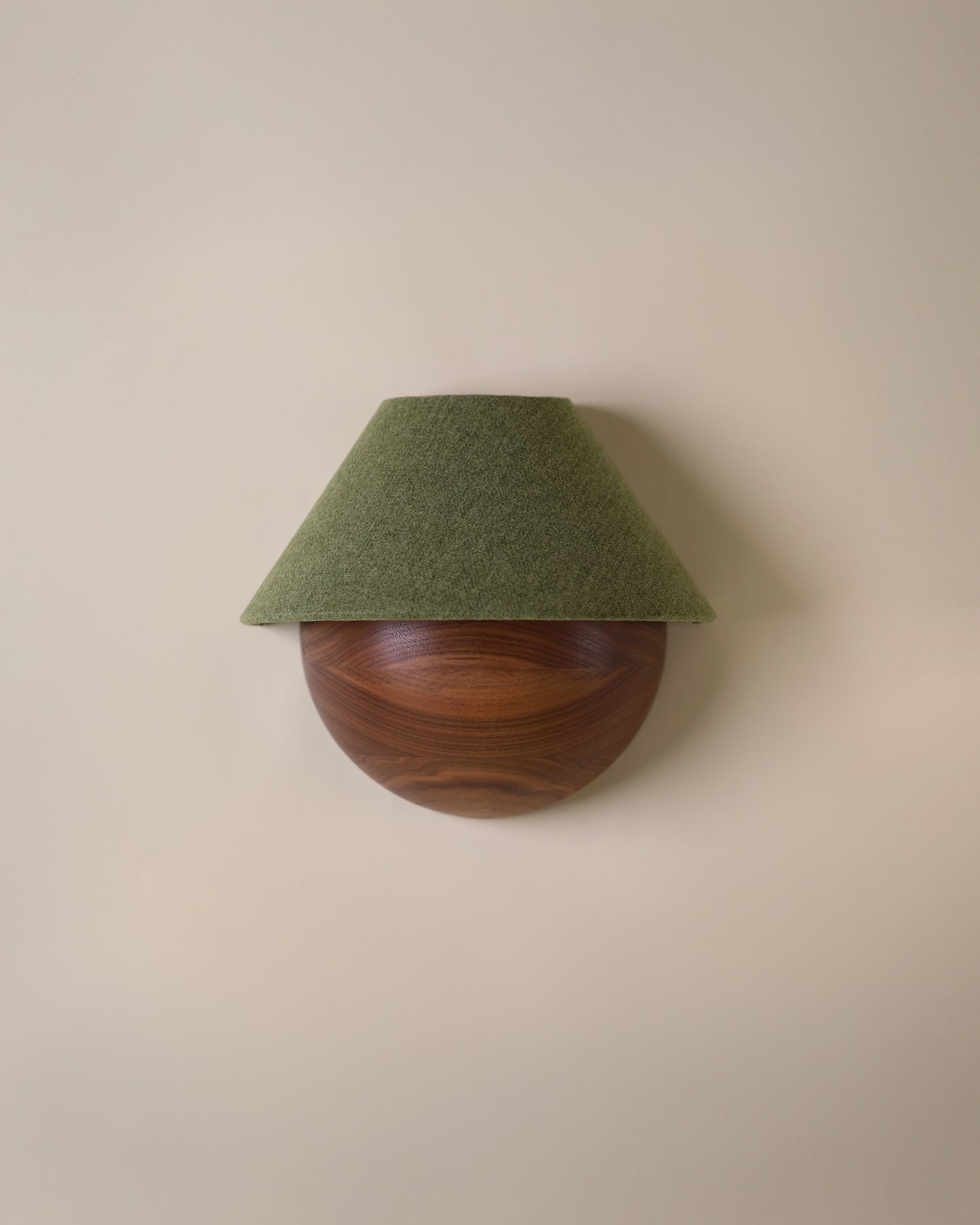 Hawthorne Sconce