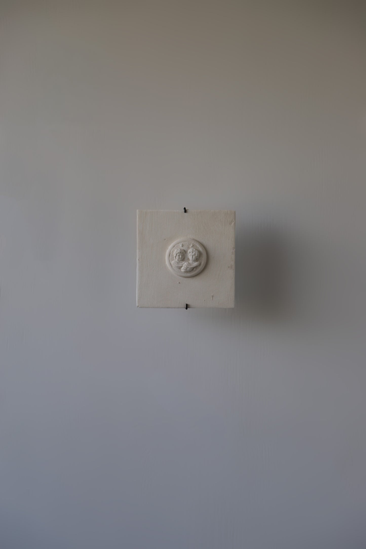 Elio Sconce in Limewash -limewash