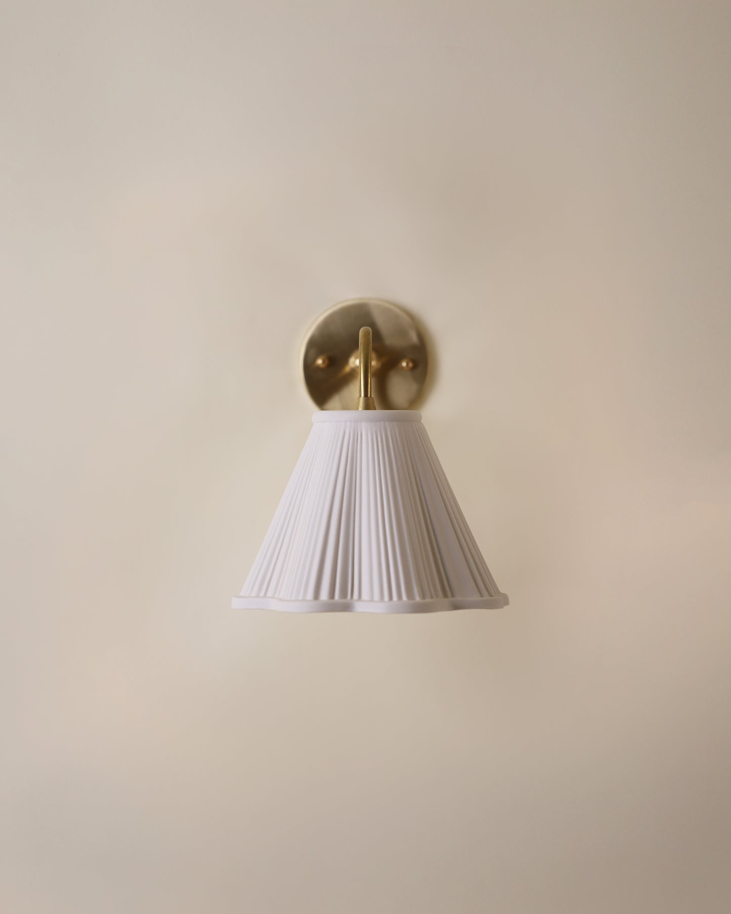 Lucy Sconce