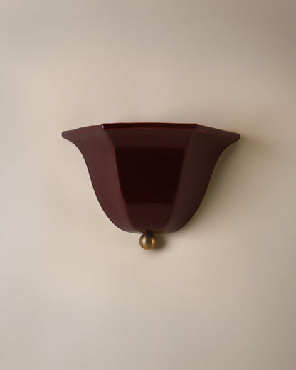 Maeve Sconce