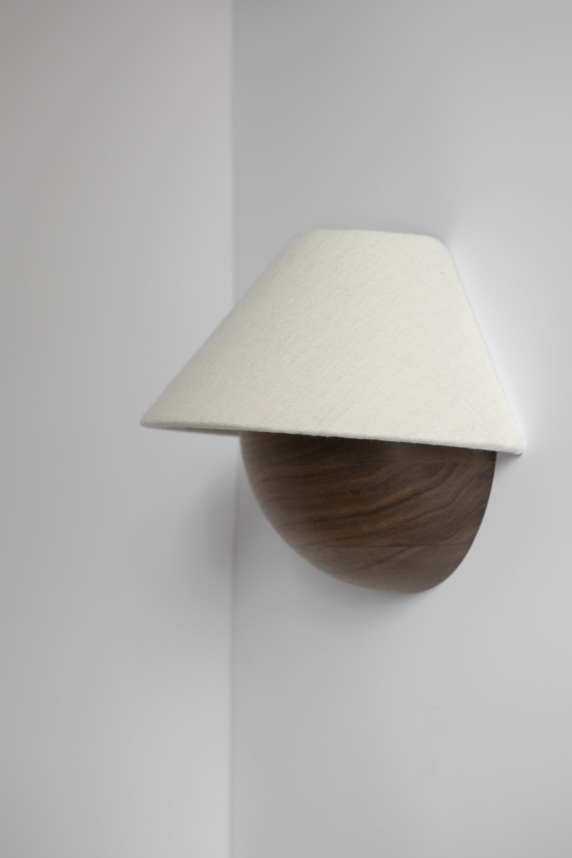 Hawthorne Sconce in cream -cream