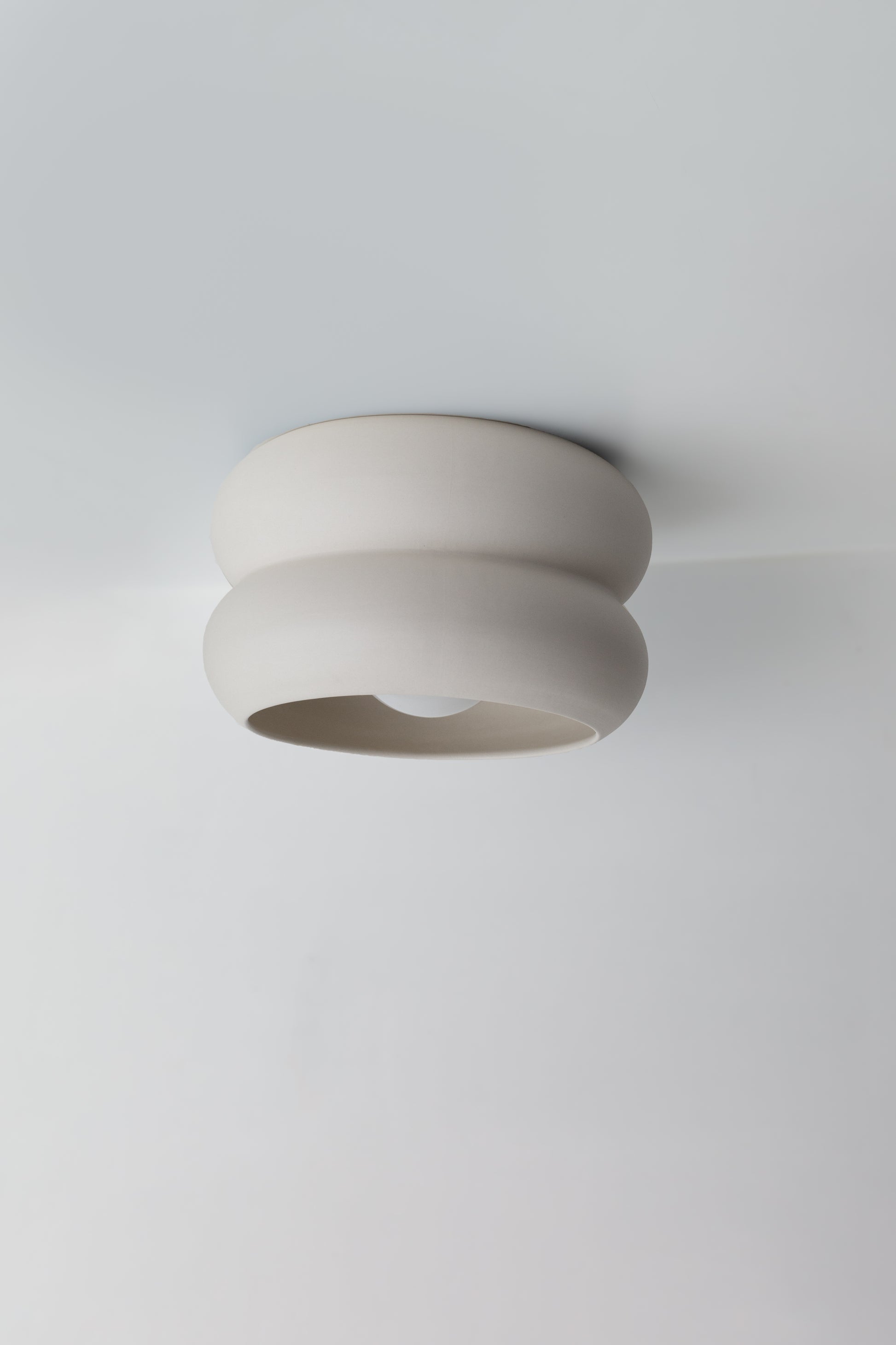 Cherub Mega surface mount in cloud -cloud