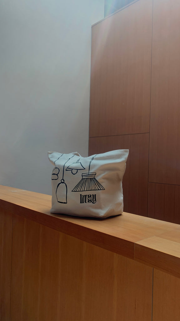 Outline Jumbo Tote